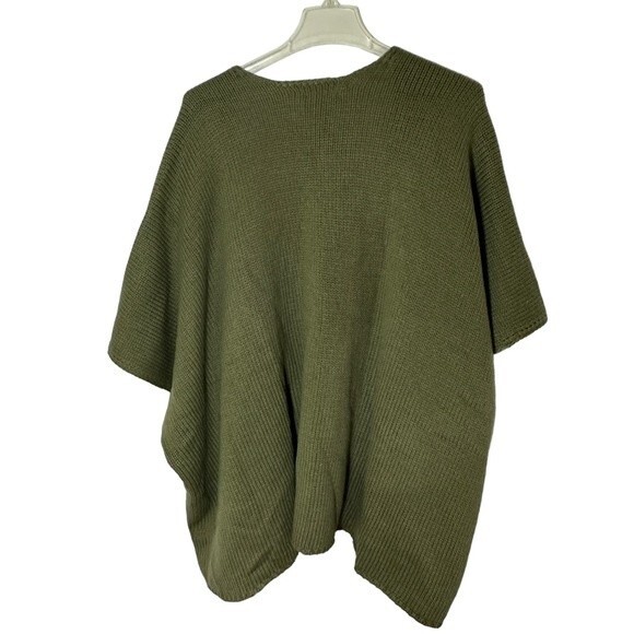 Universal Thread Green and Cream Waterfall Sweater - Picture 6 of 6